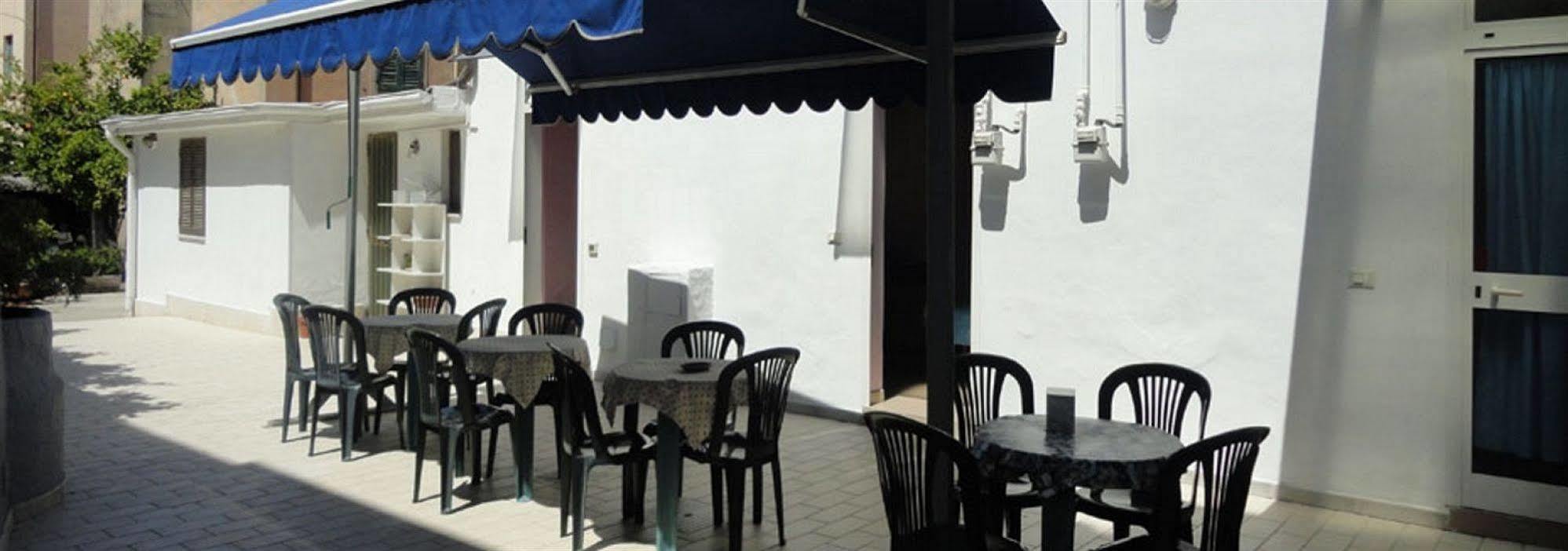 פיזה Hotel Terranova מראה חיצוני תמונה
