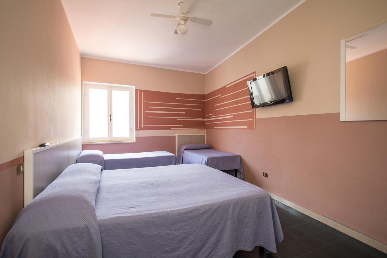 פיזה Hotel Terranova מראה חיצוני תמונה